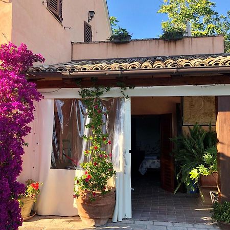Appartamento Fronte Piscina Montemarciano Exterior foto